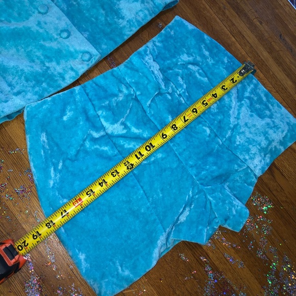 1970s Bright  Velvet Set - Picture 7 of 11